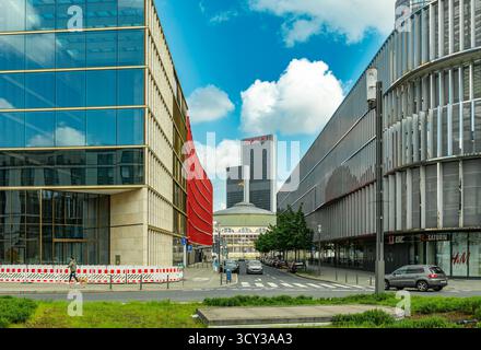 Blick auf die Festhalle, Ausstellungshalle in Frankfurt am Main, Deutschland Stockfoto
