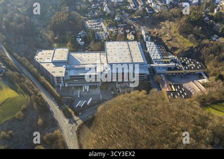 Luftaufnahme, Firmengebäude Ferdinand Bilstein GmbH + Co KG, FEBI, Wilhelmstraße, Ennepetal, Ruhrgebiet, Nordrhein-Westfalen, Deutschland, DE, Europa Stockfoto