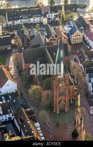 HALTERN AM SEE 16.12.2020 Kirchengebäude St.-Sixtus-Kirche am Markt in der Altstadt - Zentrum der Innenstadt in Haltern am See im Bundesland Nordrhein-We Stockfoto