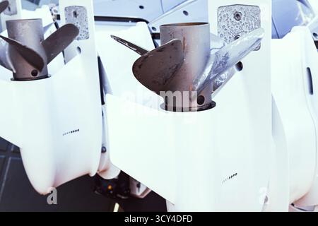 Propeller von Motoren für Motoryachten und Boote in Nahaufnahme Stockfoto