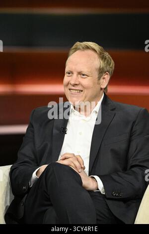 Tilman Kuban Politiker 10/25 ihr Tilman Kuban am 1. Oktober 2025 in Markus Lanz , ZDF TV Fernsehen Talkshow Talkshow Deutschland deutsch deutscher Mann CDU Politik Politiker german hoch halb sitzend lächelnd *** Tilman Kuban Politiker 10 25 Ihr Tilman Kuban am 1. Oktober 2025 in Markus Lanz , ZDF TV Talkshow Talkshow Deutschland deutscher Mann CDU Politik Politiker german High halb sitzend lächelnd Stockfoto