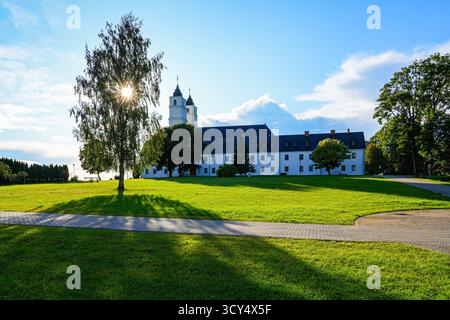 Basilika der Himmelfahrt der Heiligen Jungfrau Maria in Aglona, Lettland - dieser römisch-katholische barocke Wallfahrtsort ist der größte Schrein in Lettland Stockfoto