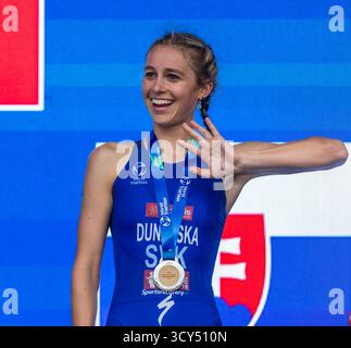 Wollongong, Nsw, Australien. Oktober 2025. DIANA DUNAJSKA aus der Slowakei feiert ihre Bronzemedaille beim Junior Women's Race. (Kreditbild: © Stephane Thomas/ZUMA Press Wire) NUR REDAKTIONELLE VERWENDUNG! Nicht für kommerzielle ZWECKE! Stockfoto
