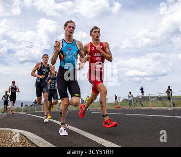 Wollongong, Nsw, Australien. Oktober 2025. Die Teilnehmer jagen die Führung während der Laufstrecke des Juniorenrennens. (Kreditbild: © Stephane Thomas/ZUMA Press Wire) NUR REDAKTIONELLE VERWENDUNG! Nicht für kommerzielle ZWECKE! Stockfoto