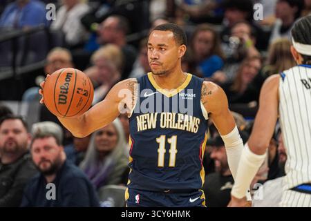 Orlando, Florida, USA, 16. Oktober 2025, die New Orleans Pelicans Wache Bryce McGowens #11 läuft im Kia Center nach vorne. (Foto: Marty Jean-Louis/Alamy Live News Stockfoto