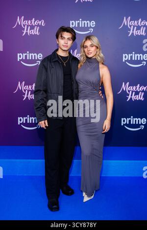 Amazon Premiere - Maxton Hall - die Welt Zwischen uns - Noah Miguel Oechsle Rodriguez und Lara Spengler bei der Amazon Prime Serien Premiere Maxton Hall - die Welt Zwischen uns im Tempodrom am 17.10.2025 in Berlin. *** Amazon Premiere Maxton Hall die Welt Zwischen uns Noah Miguel Oechsle Rodriguez und Lara Spengler bei der Amazon Prime Serie Premiere Maxton Hall die Welt Zwischen uns im Tempodrom am 17 10 2025 in Berlin Copyright: XEventpressxKochanx Stockfoto