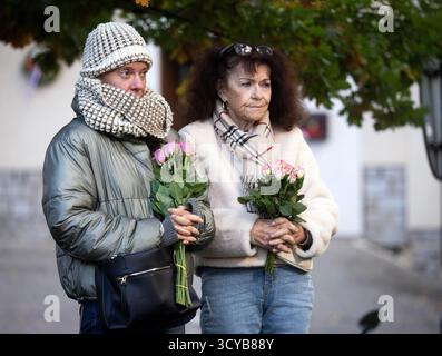 Pysely, Tschechische Republik. Oktober 2025. Beerdigung von Dana Drabova, langjähriger Leiterin des Staatlichen Büros für nukleare Sicherheit, die am 6. Oktober 2025 in Pysh, Tschechien, starb. Quelle: Michaela Rihova/CTK Photo/Alamy Live News Stockfoto