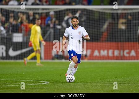 Commerce City, CO, USA. Oktober 2025. US-Mittelfeldspieler Cristian Roldan (6) im Rahmen des internationalen Fußballspiels der Männer zwischen der US-Nationalmannschaft und Australien im Dick's Sporting Goods Park in Commerce City, CO. (Foto: Kevin Langley/Sports South Media). Quelle: csm/Alamy Live News Stockfoto