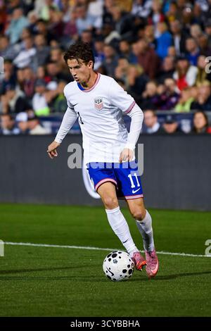 Commerce City, CO, USA. Oktober 2025. US-Mittelfeldspieler Brenden Aaronson (11) während des internationalen Fußballspiels der Männer zwischen der US-Nationalmannschaft und Australien im Dick's Sporting Goods Park in Commerce City, CO. (Foto: Kevin Langley/Sports South Media). Quelle: csm/Alamy Live News Stockfoto
