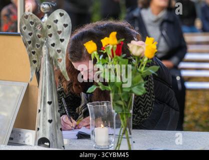 Pysely, Tschechische Republik. Oktober 2025. Beerdigung von Dana Drabova, langjähriger Leiterin des Staatlichen Büros für nukleare Sicherheit, die am 6. Oktober 2025 in Pysh, Tschechien, starb. Quelle: Michaela Rihova/CTK Photo/Alamy Live News Stockfoto