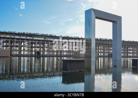 OSAKA, JAPAN - 2025: Ring and Cube auf der Osaka, Kansai Expo 2025. Stockfoto