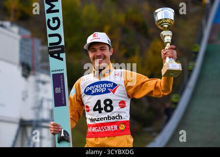 Eferding, Österreich. Oktober 2025. EFERDING, ÖSTERREICH - 18. OKTOBER: Philipp Raimund aus Deutschland tritt am 18. Oktober 2025 in Eferding, Österreich bei der Frauen HS 90 beim Viessmann FIS Skisprungweltcup Hinzenbach in der Energie AG Skisprungarena an 251018 SEPA 24 095 - 20251018 PD6937 Credit: APA-PictureDesk/Alamy Live News Stockfoto