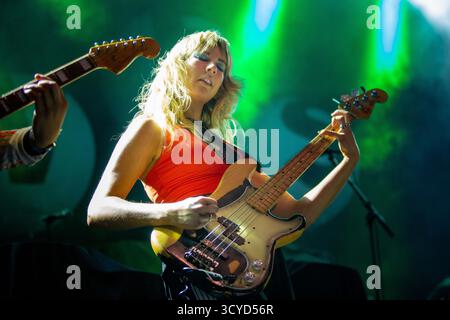 Oslo, Norwegen. Oktober 2025. Die US-amerikanische Punkrock-Band Snooper gibt ein Live-Konzert in der Sentrum Scene in Oslo. Stockfoto
