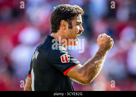 Sevilla, Espagne. Oktober 2025. Abdon PRATS von RCD Mallorca feiert während des spanischen Meisterschaftsspiels LaLiga zwischen Sevilla FC und RCD Mallorca am 18. Oktober 2025 im Estadio Ramon Sanchez Pizjuan in Sevilla, Spanien - Foto Rafael Roman/Matthieu Mirville/DPPI Credit: DPPI Media/Alamy Live News Stockfoto