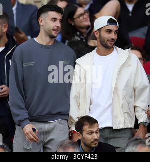Sabadell, Barcelona, Spanien. Oktober 2025. Barcelona Spanien 18.10.2025 Joan Garcia (FC Barcelona) und Ferran Torres (FC Barcelona) spielen bei den La Liga EA Sports zwischen FC Barcelona und Girona FC am 18. Oktober 2025 in Barcelona bei Estadi Olimpic Lluis Companys. (Kreditbild: © Xavi Urgeles/ZUMA Press Wire) NUR REDAKTIONELLE VERWENDUNG! Nicht für kommerzielle ZWECKE! Quelle: ZUMA Press, Inc./Alamy Live News Stockfoto