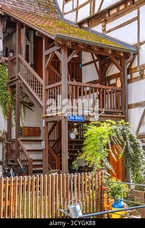 Baden-Württemberg : Holztreppe und Balkon in Blaubeuren Stockfoto