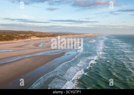 Luftaufnahme von Equihen Beach in Pas-de-Calais, Frankreich Stockfoto
