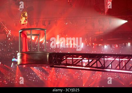 Andrea Berg in der TV-Show Schlagerbooom 2025 - alles funkelt alles glitzert in der Westfalenhalle. Dortmund, 18.10.2025 *** Andrea Berg in der Fernsehsendung Schlagerbooom 2025 alles glitzert in der Westfalenhalle Dortmund, 18 10 2025 Foto:XA.xRaemyx/xFuturexImagex schlagerboom2025 5330 Stockfoto