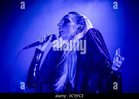 Kopenhagen, Dänemark. Oktober 2025. Der färöische Sänger, Songwriter und Musiker Eivor gibt ein Live-Konzert in Poolen Kopenhagen. Stockfoto