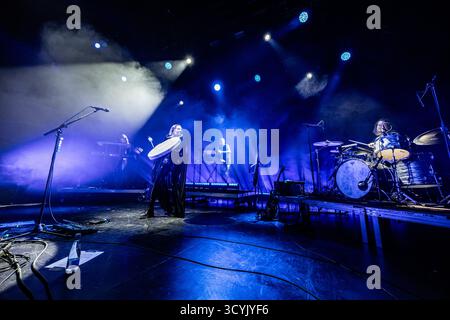 Kopenhagen, Dänemark. Oktober 2025. Der färöische Sänger, Songwriter und Musiker Eivor gibt ein Live-Konzert in Poolen Kopenhagen. Stockfoto