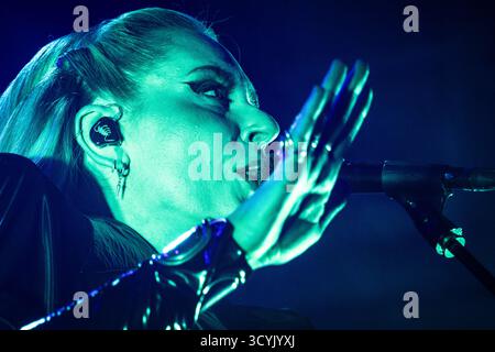 Kopenhagen, Dänemark. Oktober 2025. Der färöische Sänger, Songwriter und Musiker Eivor gibt ein Live-Konzert in Poolen Kopenhagen. Stockfoto