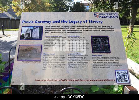 Powis Gateway, heute Eigentum der University of Aberdeen, wurde Anfang der 1830er Jahre von der Familie Leslie erbaut und nutzte Profite aus der Sklaverei in Jamaika. Stockfoto