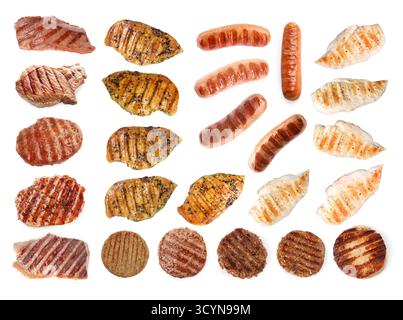 Gegrilltes Fleisch und Würstchen isoliert auf weiß, Set Stockfoto
