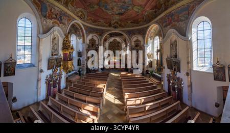 Kirche Lermoos, Schiff Lermoos Tiroler Zugspitz Arena Tirol, Tirol Österreich Stockfoto