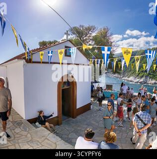 Agios Loannis Kapelle auf Skopelos, eine beliebte Touristenattraktion, die durch den Mamma Mia Film berühmt wurde. Skopelos ist eine griechische Insel in der westlichen Ägäis Stockfoto