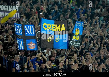 Rom, Italien. Oktober 2025. Fans des FC Internazionale während des Spiels der Serie A Enilive zwischen AS Roma und FC Internazionale am 18. Oktober 2025 im Stadio Olimpico in Rom. Quelle: Giuseppe Maffia/Alamy Live News Stockfoto