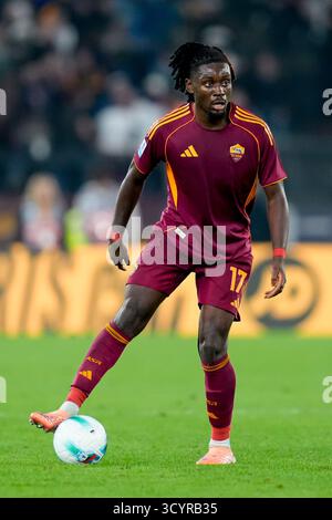 Rom, Italien. Oktober 2025. Manu Kone von AS Roma beim Spiel der Serie A Enilive zwischen AS Roma und FC Internazionale am 18. Oktober 2025 in Rom. Quelle: Giuseppe Maffia/Alamy Live News Stockfoto