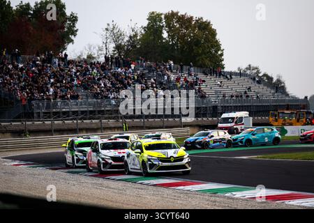 Le Castellet, Frankreich. Oktober 2025. 15 POUGET David (FRA), GPA RACING, Clio Cup Series, Action während der 9. Runde der Clio Cup Series 2025, vom 17. Bis 19. Oktober 2025 auf dem Autodromo Nazionale di Monza, in Monza, Italien - Foto Fabrizio Boldoni/DPPI Credit: DPPI Media/Alamy Live News Stockfoto