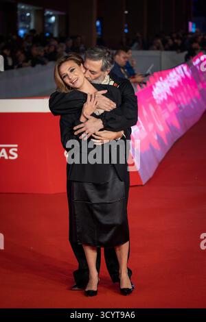 Rom, Italien - 18. Oktober 2025: Jasmine Trinca und Filippo Timi nehmen am roten Teppich „Gli Occhi degli Altri“ während des 20. Rom Film Festivals im Auditorium Parco Della Musica teil. Stockfoto