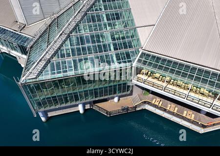 Luftaufnahme des Einkaufszentrums Princes Quay in Kingston upon Hull, East Riding of Yorkshire, England. Das Zentrum ist auf Stelzen über dem Prince's Dock erbaut Stockfoto