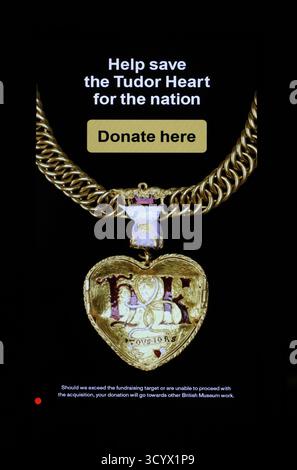 Der Tudor Heart, ein spektakulärer Goldanhänger, der 2019 von einem Metalldetektor in Warwickshire entdeckt wurde, wurde im British Museum ausgestellt, als sie eine große Spendenaktion starteten, um ihn dauerhaft für die Nation zu gewinnen. Stockfoto