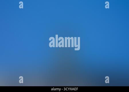 Goldenes Mondsymbol auf der Spitze der Moschee Stockfoto