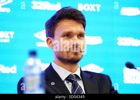 New Rangers Head Coach Danny Rohl während einer Pressekonferenz im Ibrox Stadium, Glasgow. Bilddatum: Dienstag, 21. Oktober 2025. Stockfoto