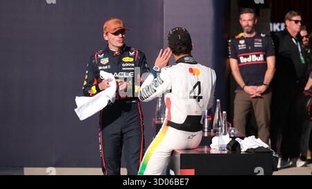 Austin, Tx, USA. Oktober 2025. Oktober 2025: Max Verstappen #1 beim F1 2025 Grand Prix der Vereinigten Staaten in Austin, Texas. Jason Pohuski/BMR (Credit Image: © Jason Pohuski/BMR via ZUMA Press Wire) NUR REDAKTIONELLE VERWENDUNG! Nicht für kommerzielle ZWECKE! Stockfoto