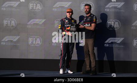 Austin, Tx, USA. Oktober 2025. Oktober 2025: Max Verstappen #1 beim F1 2025 Grand Prix der Vereinigten Staaten in Austin, Texas. Jason Pohuski/BMR (Credit Image: © Jason Pohuski/BMR via ZUMA Press Wire) NUR REDAKTIONELLE VERWENDUNG! Nicht für kommerzielle ZWECKE! Stockfoto