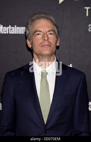 Justin Kirk at Arrivals for ANNE RICE S TALAMASCA: THE SECRET ORDER Premiere, SPYSCAPE, New York, NY, 21. Oktober, 2025. Foto: Ryan Billings / Everett Collection Stockfoto
