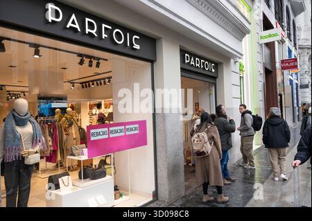 Madrid, Spanien. Oktober 2025. Portugiesische Marke für Damenaccessoires Parfois in Madrid, Spanien. (Foto: Xavi Lopez/SOPA Images/SIPA USA) Credit: SIPA USA/Alamy Live News Stockfoto