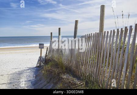 Dune Zaun am Strand Stockfoto