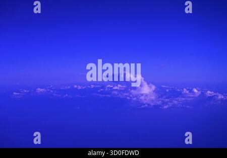 Flug Windhoek - Addis Abeba: Blick aus der Ebene einer Wolkenbildung, Äthiopien Stockfoto