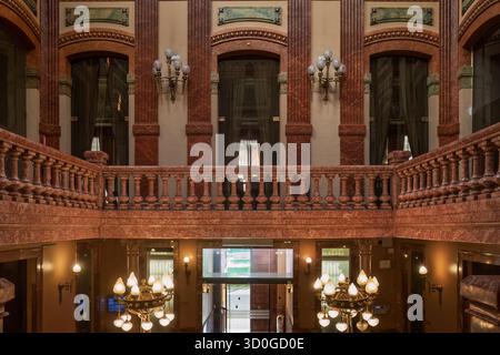 Altes Rathaus, Stadt Albacete oder Casa Cortés, Palast im eklektischen Stil des 18. Jahrhunderts, städtisches und internationales Museum für populäre Kunst der Welt. Stockfoto