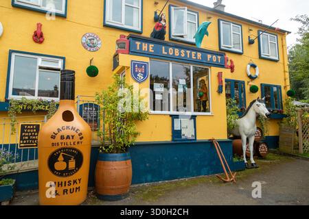 The Lobster Pot ein skurriler Pub & Restaurant, Blackness, Linlithgow, West Lothian, Schottland Stockfoto
