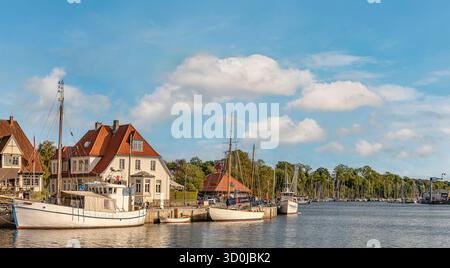 Fischerboote im Hafen von Neustadt in Holstein, Schleswig Holstein, Deutschland Stockfoto