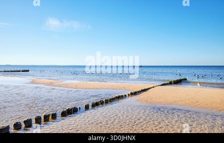 Foto von einem Strand an der Ostsee in Miedzyzdroje, Polen. Stockfoto