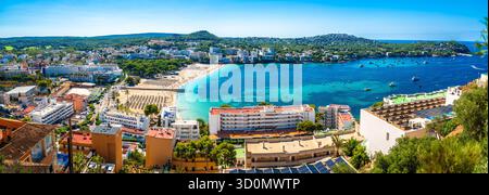 Santa Ponca Strand Panoramablick auf den Sommer, Mallorca, Balearen Inseln von Spanien Stockfoto