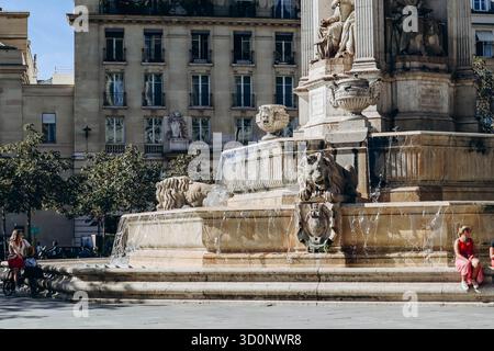 Paris, Frankreich - 1. Oktober 2023: Place Saint Sulpice in Paris Stockfoto