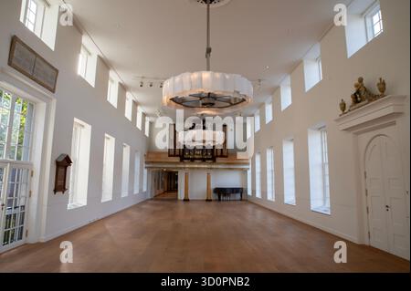 Ehemalige Kirche im H'Art Museum in Amsterdam, Niederlande 22-10-2025 Stockfoto